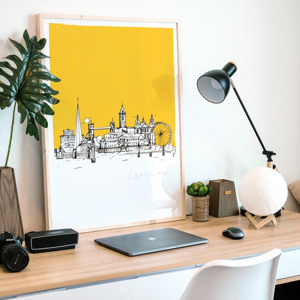 London, England Skyline Art Print