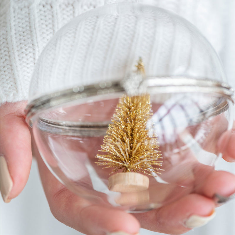 Opening Christmas Trinket Bauble with snowflake